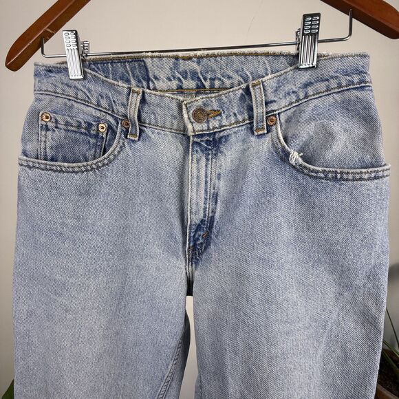 Vintage Levi’s 550 Light Stonewash, Relax Fit Tapered High-Waisted Mom Jeans - Picture 7 of 11